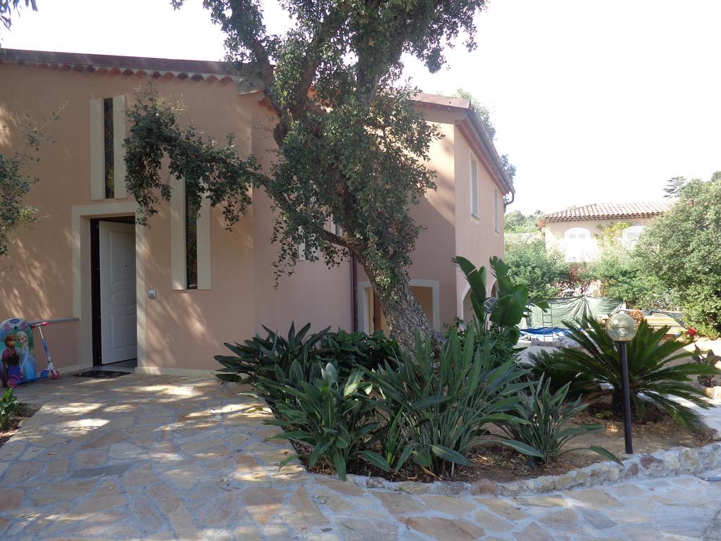 Appartement Villa Angelina Grimaud Exteriör bild
