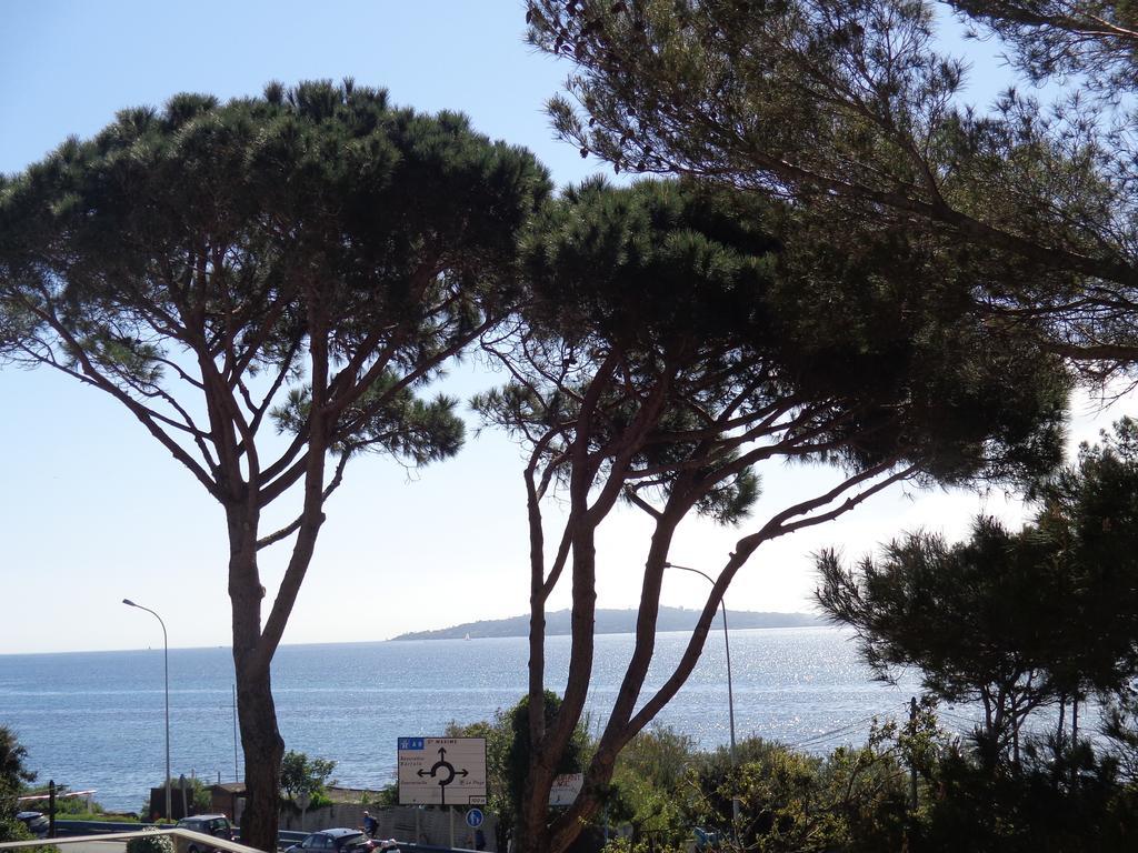 Appartement Villa Angelina Grimaud Exteriör bild
