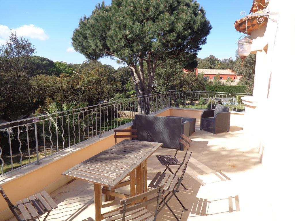 Appartement Villa Angelina Grimaud Exteriör bild