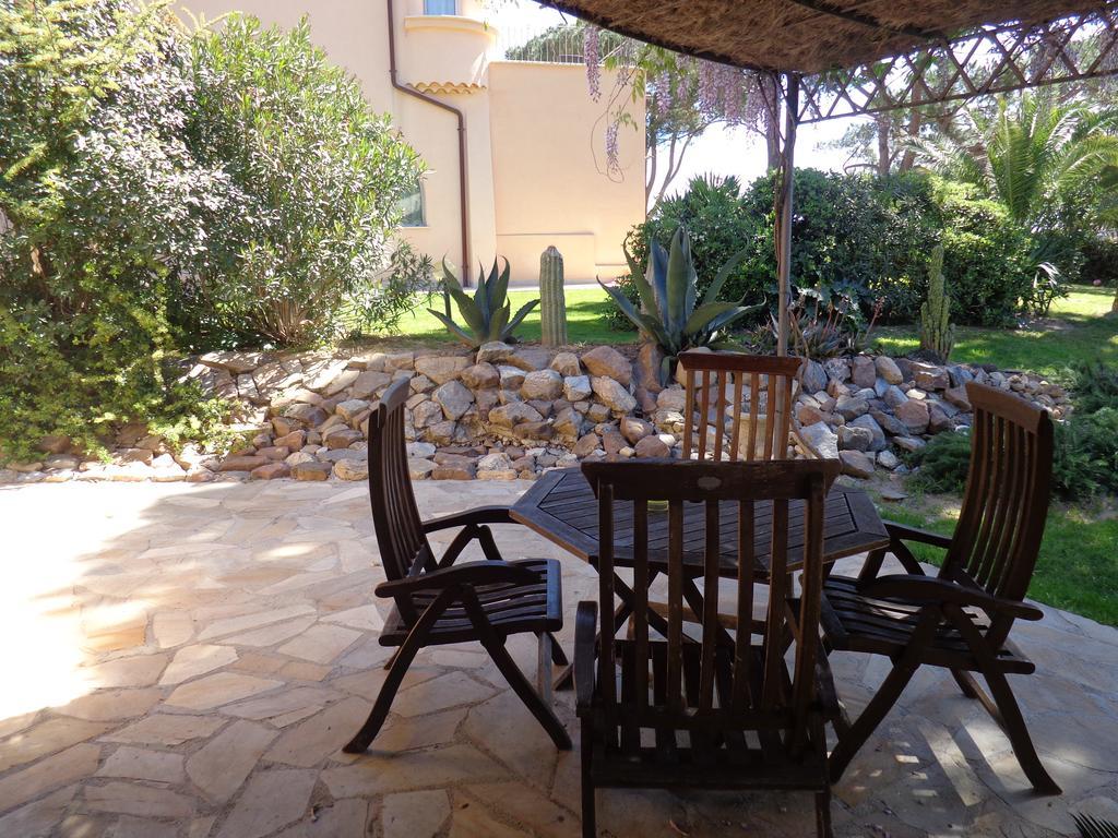 Appartement Villa Angelina Grimaud Exteriör bild
