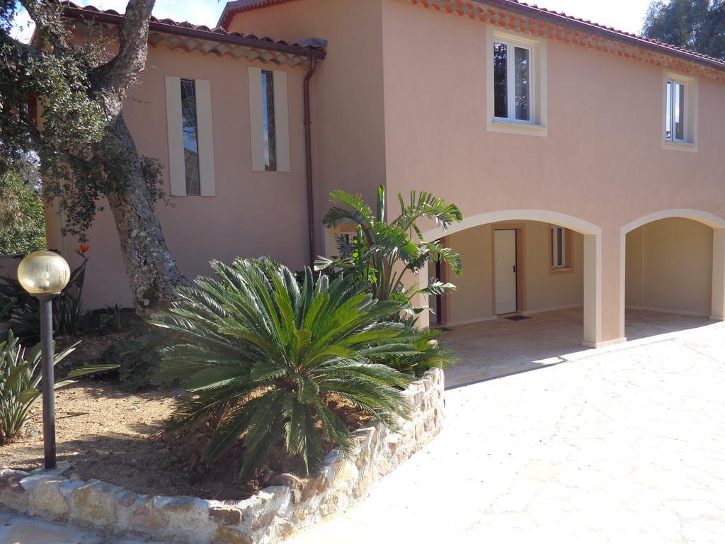 Appartement Villa Angelina Grimaud Exteriör bild