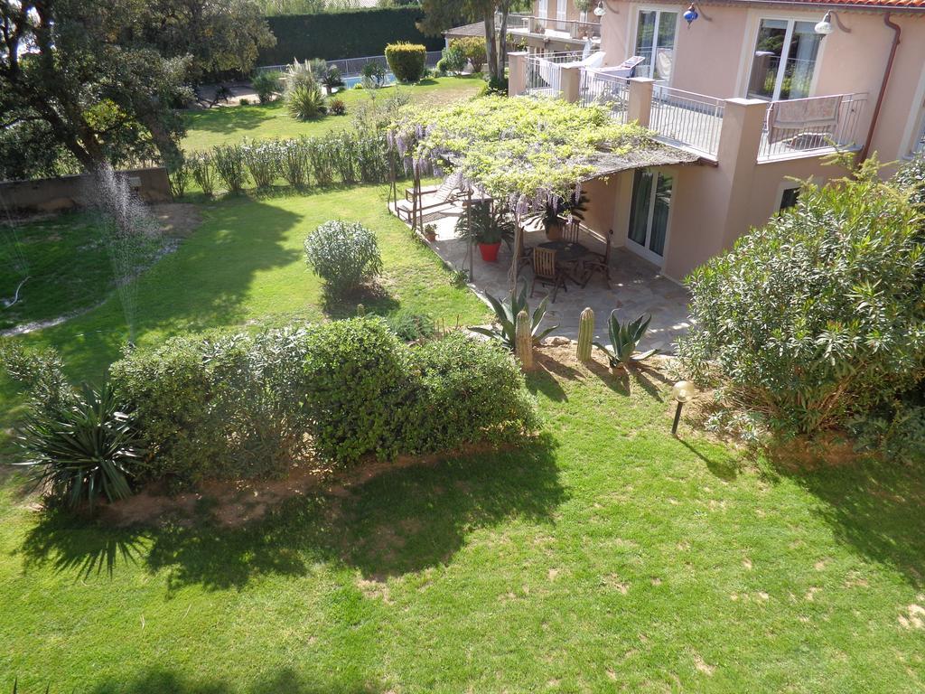 Appartement Villa Angelina Grimaud Exteriör bild