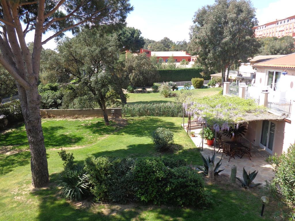 Appartement Villa Angelina Grimaud Exteriör bild
