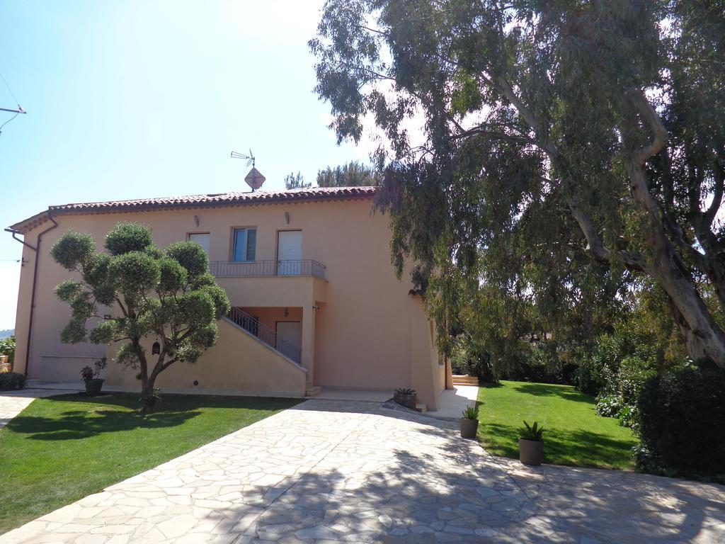 Appartement Villa Angelina Grimaud Exteriör bild