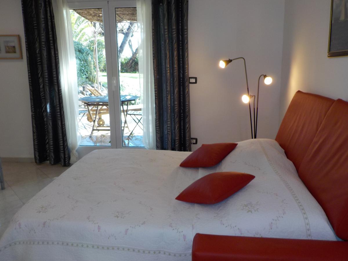Appartement Villa Angelina Grimaud Exteriör bild